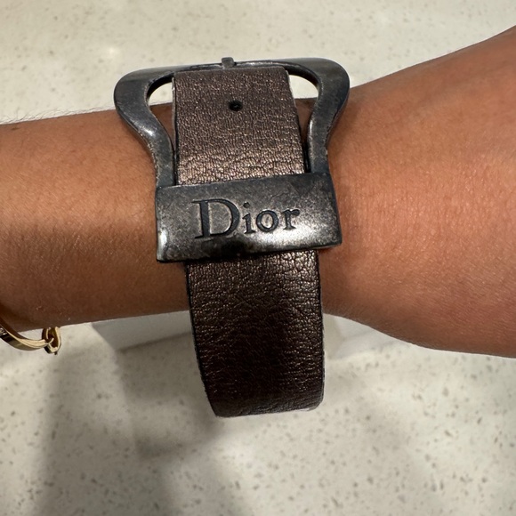 Dior Brown Leather Watch with Silver Accents - Picture 3 of 16
